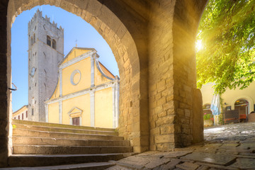 Fototapety na wymiar - Fototapeta24.pl