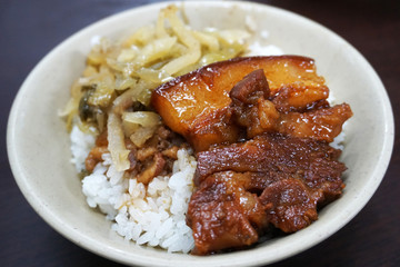 魯肉飯