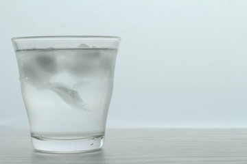 冷たい水