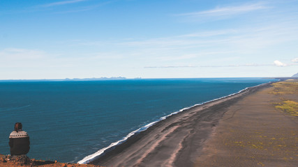 Dyrh&oacute;laey cliff