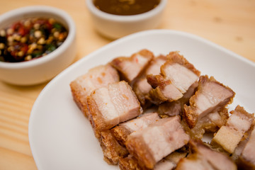 Hong Kong-style roast pork, roast pork, Thai roasted crispy pork, Thai food