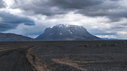 Her&eth;ubrei&eth; mountain