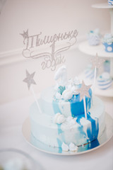 красивый праздничный торт на день рождения  ребенка