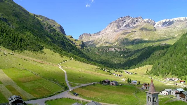 Aerial 4K - Val Grosina Orientale - Valtellina (IT) - Borgo di Eita 1700 mt. 