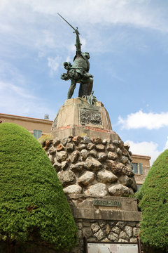 Statue de Sampiero Corso à Bastelica