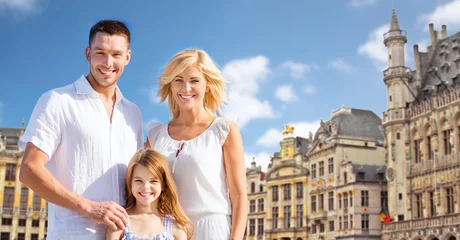 Foto op Aluminium happy family over grand place in brussels city © Syda Productions