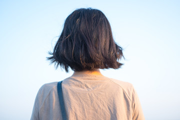 女性, 後ろ姿
