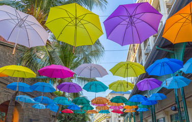 port louis waterfront regenschirme hauptstadt von mauritius