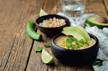 White bean chicken chili