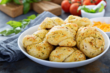 Garlic and cheese dinner rolls