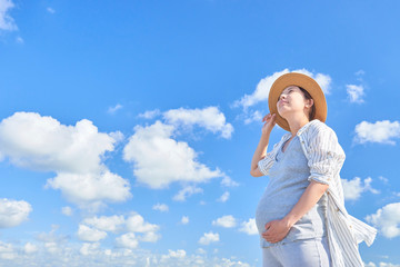 青空　妊婦