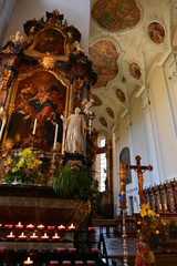 Innenansicht der Basilika Kloster St. Trudpert in Münstertal im Breisgau  - obrazy, fototapety, plakaty