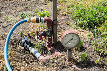 Manometer, Barometer, Pressure gauge, vacuum gauge, Air Gauge, Stem Gauge
an instrument measuring atmospheric pressure
