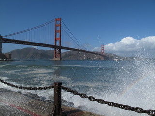 golden bridge wave