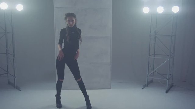 Female dancer in Vogue and Waacking dance style
