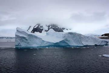 Tafelkleed Antarktis- Eisberg © bummi100