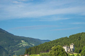 Autriche/château de Kaprun