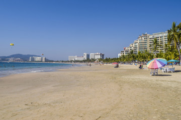 Fototapeta premium PLAYA IXTAPA ZIHUATANEJO ZONA HOTELERA