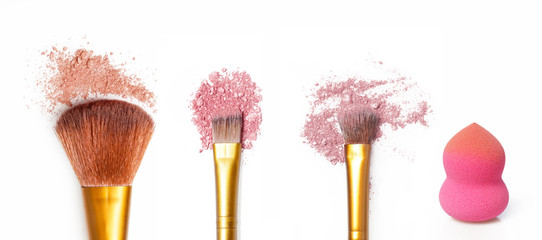 Makeup brushes with eyeshadow / blush powder - natural tones