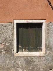Window - Venetian architecture (Venice, Italy)