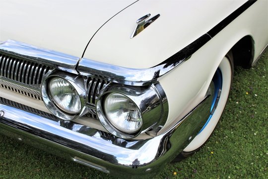 Classic us car, vintage, headlight 