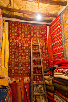 carpet shop in morocco