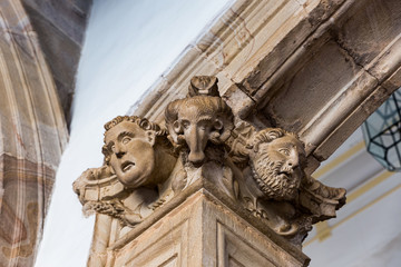 Obraz premium Architectural details. Cloister of the Dominicans in Almagro. Spain.