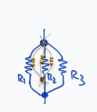 three Parallel Connected Resistors - parallel circuit