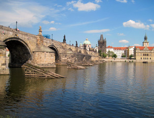 Obraz premium Charles Bridge in Prague, side view