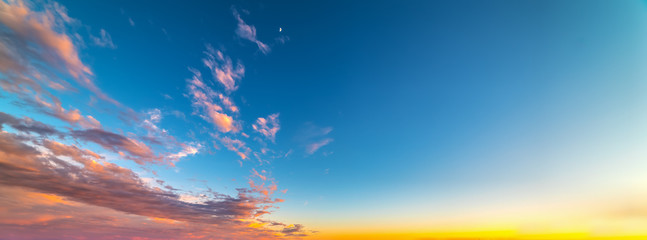 Fototapeta na wymiar Colorful sky at sunset