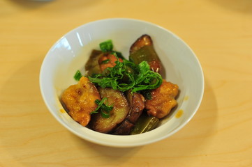 夏と鶏肉の炒め物