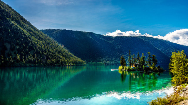 The crystal clear waters of Pavilion Lake in Marble Canyon Provincial Park, British Columbia. The lake has international fame because of freshwater microbialites