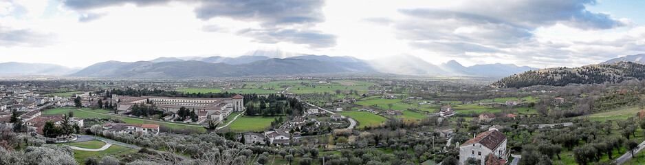 veduta aerea di Padula con la certosa
