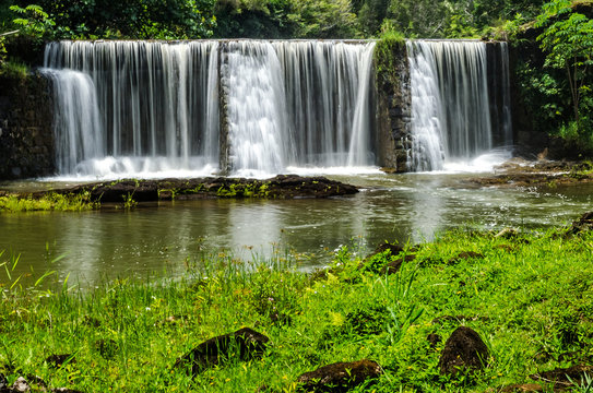 Waterfalls in Hawaii © Melissa Masinter