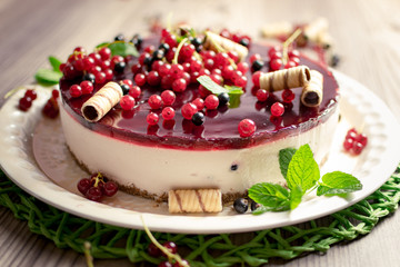 Johannisbeerkuchen als Kühlschranktorte