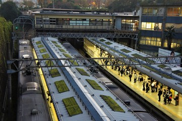 M&eacute;tro de Yotsuya