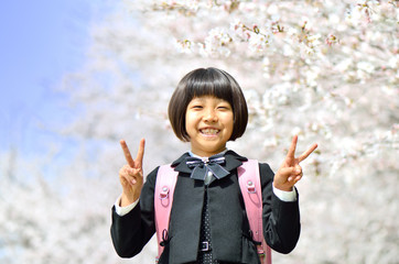 新一年生の女の子(桜)