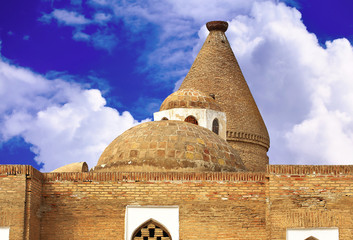 Fototapeta na wymiar Medieval oriental structure