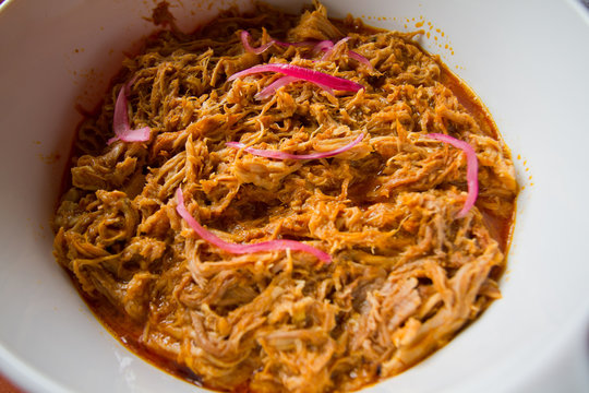 Plato de cochinita pibil