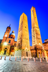 Bologna, Emilia-Romagna - Italy - Due Torri © ecstk22