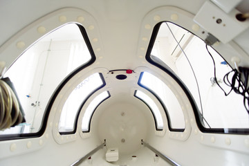 Hyperbaric chamber