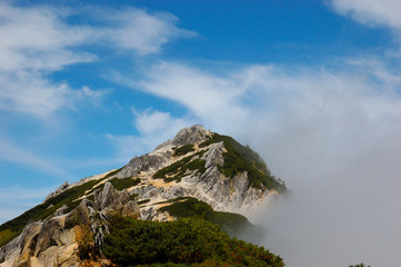 夏の燕岳