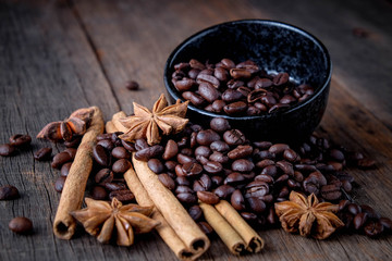 Coffee beans with cinnamon A mixture of popular drinks.