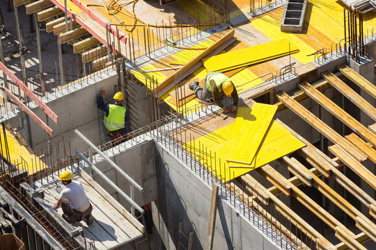 Deckenschalung um Ortbetonw&auml;nde