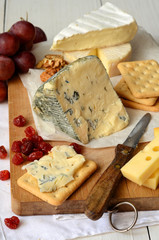 cheese and crackers