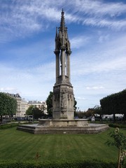 Fototapeta na wymiar Fountain near Notre-Dame cathedral, Paris