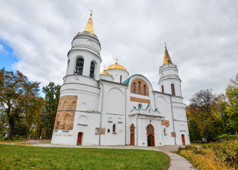 Fototapeta na wymiar Chernihiv, Ukraine - October 19, 2016: St. Cathedral of the Transfiguration of Our Saviour, 11th century, Chernihiv, Ukraine, Europe. Chernihiv is one of oldest cities of Kievan Rus