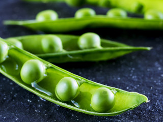 green peas on