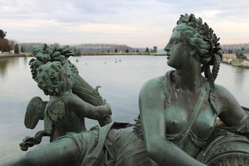 Fototapeta na wymiar Statue Versailles 2