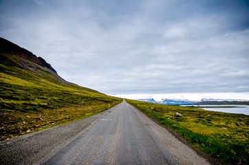 Infinity of icelandic street